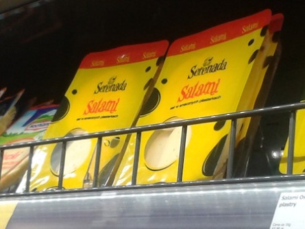 Salami… Wir würden es „Käse“ nennen.